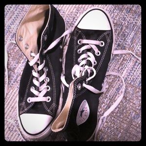 Black converse high tops